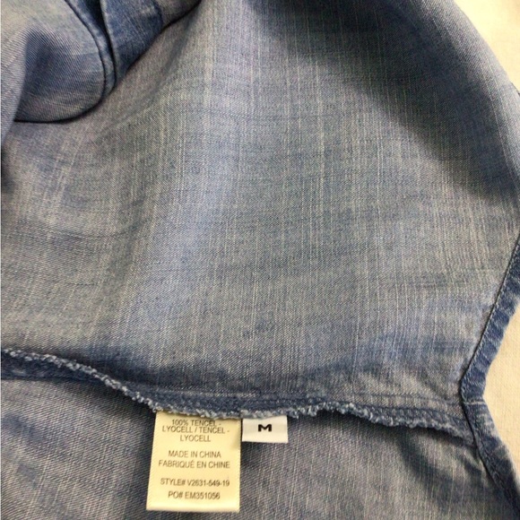 Chelsea and violet denim shirt - Picture 4 of 5